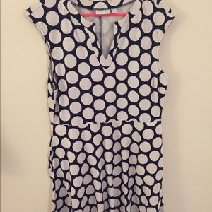 White and navy dress with pockets